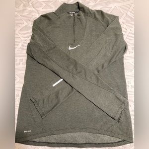 Nike Dri-Fit Long Sleeve Size L